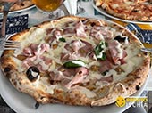 Le Migliori Pizzerie di Ischia: Piccola Guida per Amanti della Pizza 12