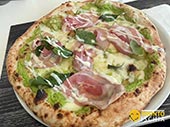 Le Migliori Pizzerie di Ischia: Piccola Guida per Amanti della Pizza 13