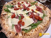 Le Migliori Pizzerie di Ischia: Piccola Guida per Amanti della Pizza 16